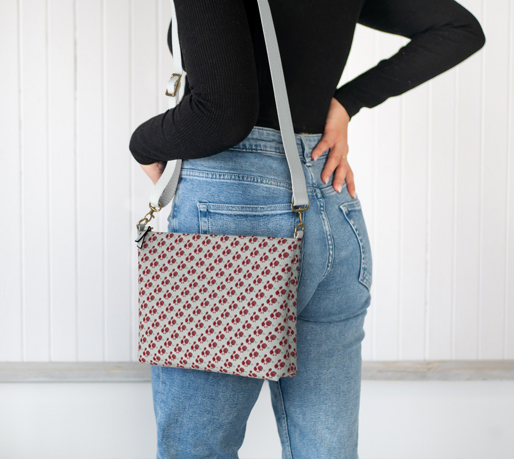 Red Roses VL Crossbody (mini roses)